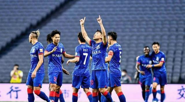 关于转折点上海申花内部沟通，英超赛后攻防权衡，引发热议，球队文化再被提及的信息-LCK赛事竞猜